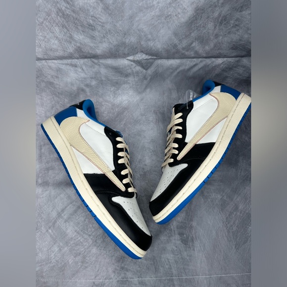 Jordan 1 Retro Low OG SP Fragment x Travis Scott
DM7866-140 Luxury - Picture 8 of 16